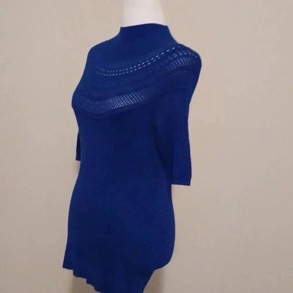 🌺Cache dark blue sweater with short sleeves - Picture 5 of 7